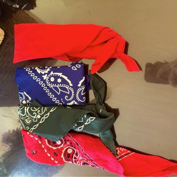 Colorful Bandana Set - Picture 1 of 1